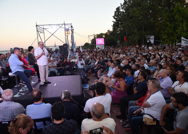  junto a Agustín Rossi